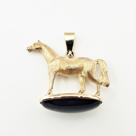 Vintage 14 Karat Yellow Gold and Onyx Horse Pendant #9147
